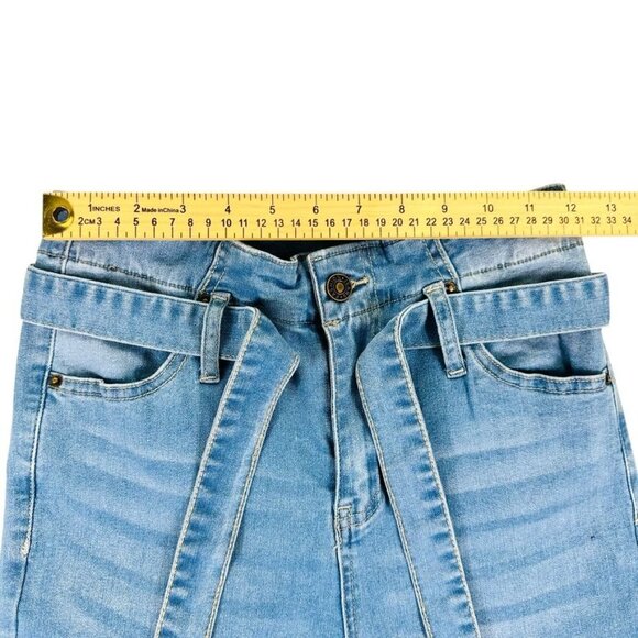 High-Waisted Light Blue Flare Jeans With Tie Belt Women Size 6 - Picture 8 of 9